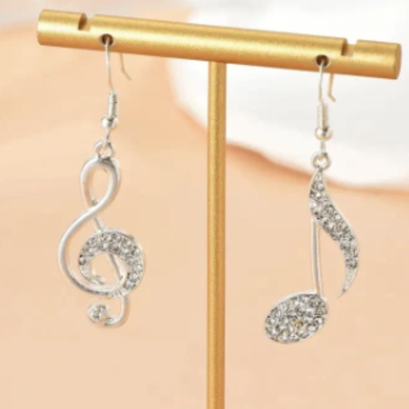 Jewelry - Nwt! Silver music note earrings